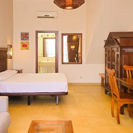 Zahara Sol Y By Qhotels * Zahara de los Atunes