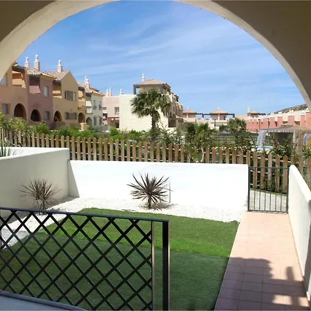 Zahara Sol Y By Qhotels