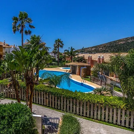 Zahara Sol Y By Qhotels